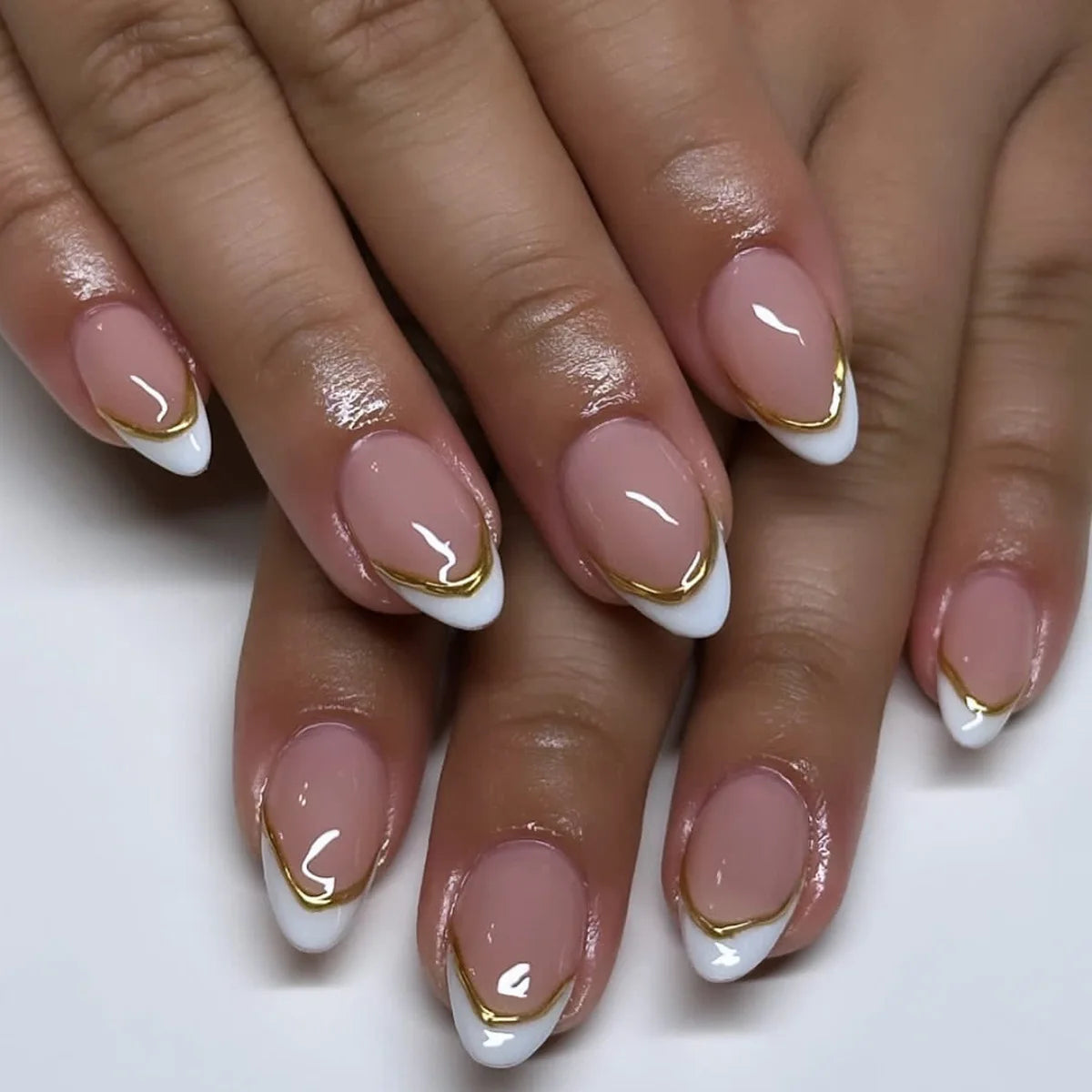 24-Piece Almond-Shaped French Press-On Nails with 3D Irregular Star Pattern – Manicure Essentials